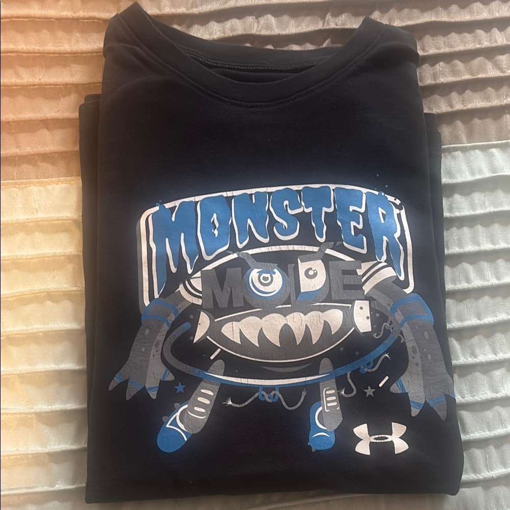Under Armour Black and Blue Short Sleeve Tee